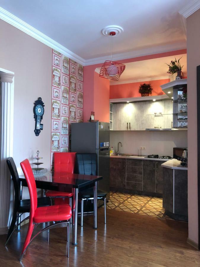 Apartment Gio Batumi Zewnętrze zdjęcie